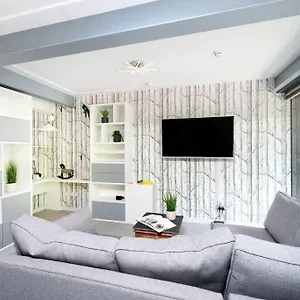 Chic Living In Stratford A Cozy 2br Flat London